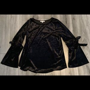 Andree crushed velvet  bell sleeve top